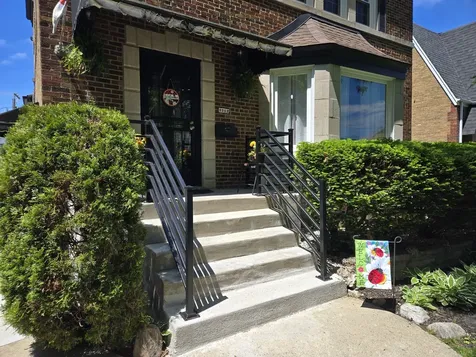 3312 North New England Avenue Chicago IL 60634