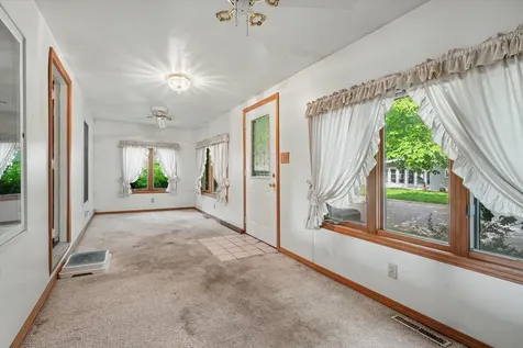 303 East Wilson Street Monticello IL 61856