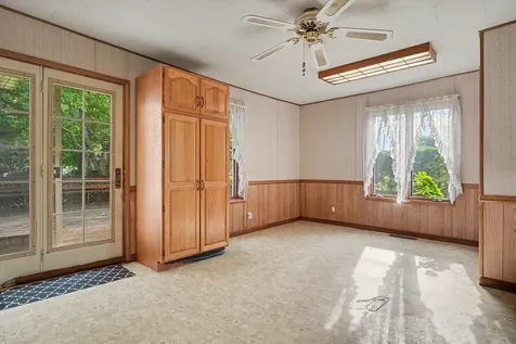 303 East Wilson Street Monticello IL 61856
