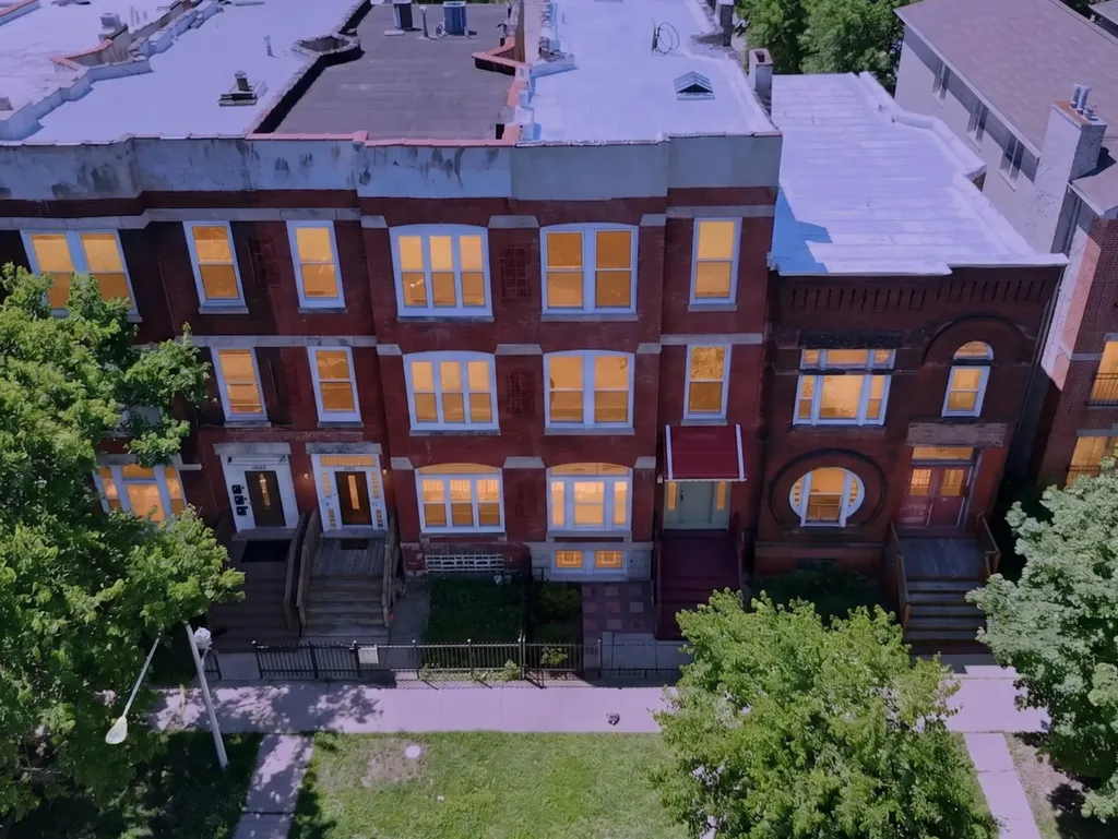 3169 West Monroe Street Chicago IL 60612