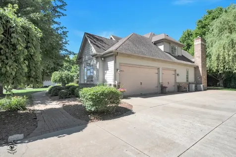 1169 Coyote Run Bourbonnais IL 60914