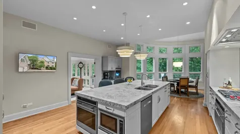 3 Hillburn Court North Barrington IL 60010
