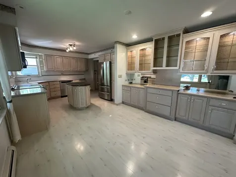 662 Garfield Avenue Lake Bluff IL 60044