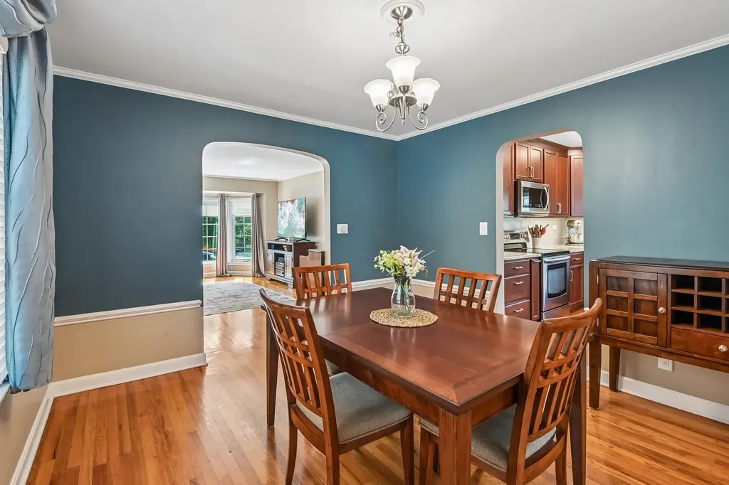 7132 North Ottawa Avenue Chicago IL 60631