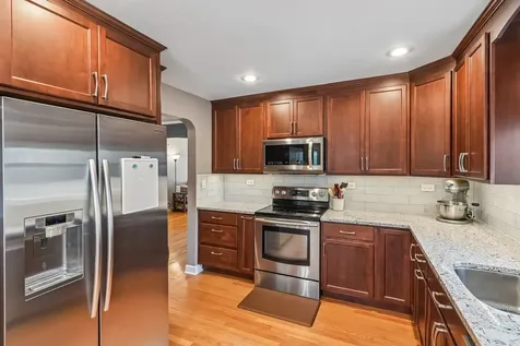 7132 North Ottawa Avenue Chicago IL 60631