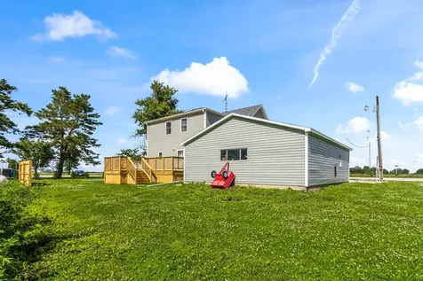 17469 North 300 East Road Flanagan IL 61740