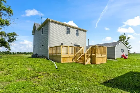 17469 North 300 East Road Flanagan IL 61740
