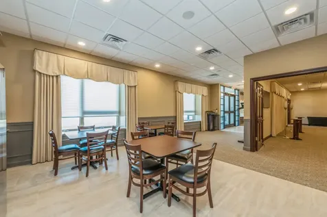 1745 S Eastwood Drive Woodstock IL 60098