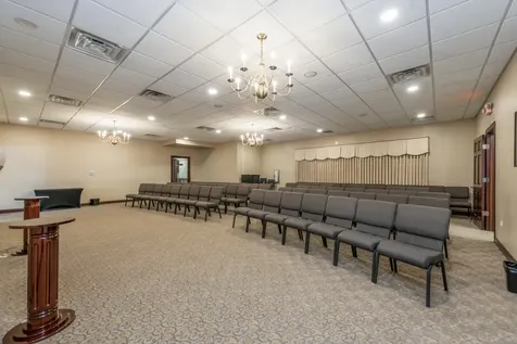 1745 S Eastwood Drive Woodstock IL 60098