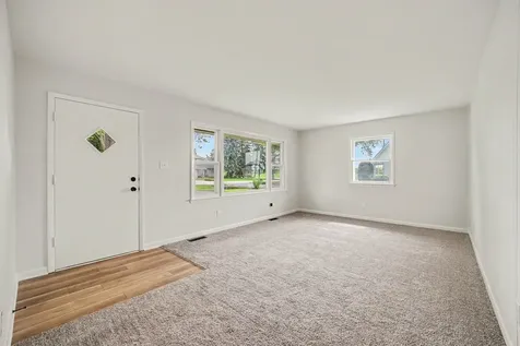 4802 Frank Drive Shorewood IL 60404