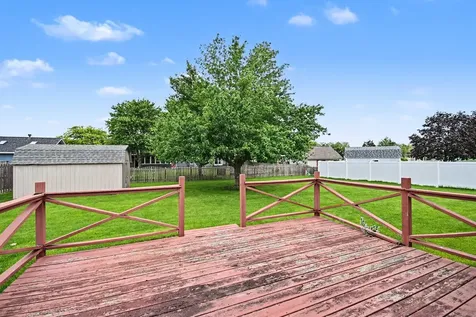 217 E Sunset Avenue Sandwich IL 60548