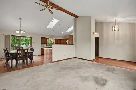 217 E Sunset Avenue Sandwich IL 60548