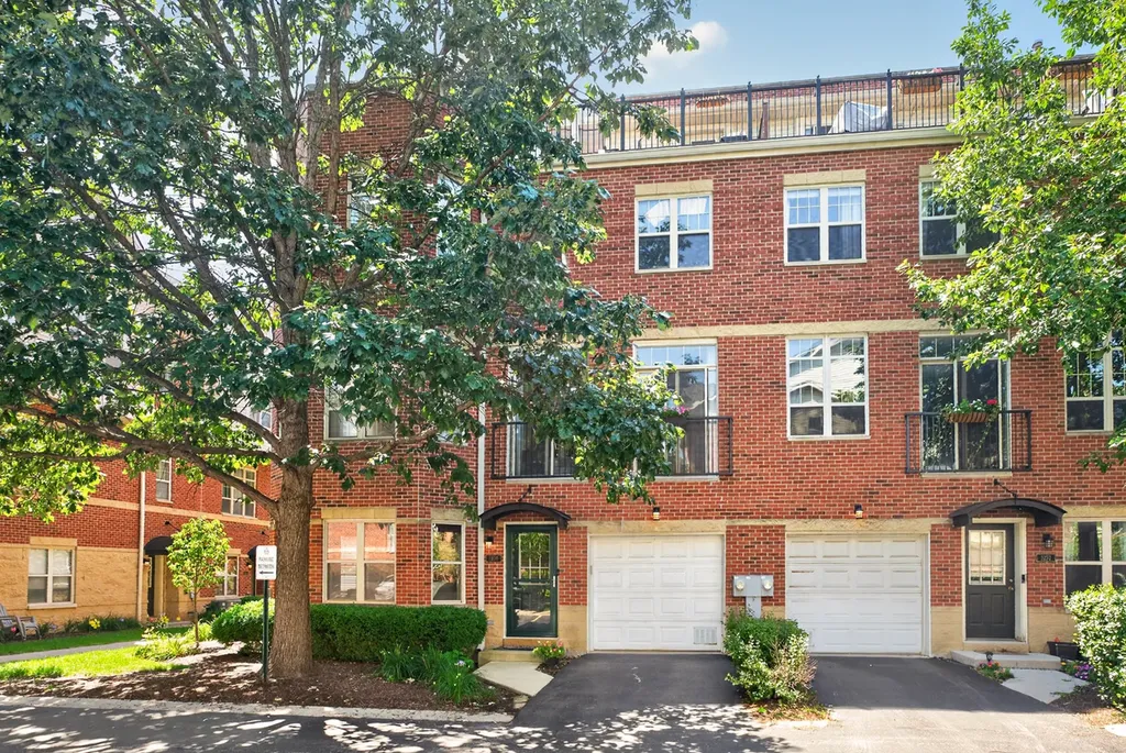 3250 North Washtenaw Avenue Chicago IL 60618
