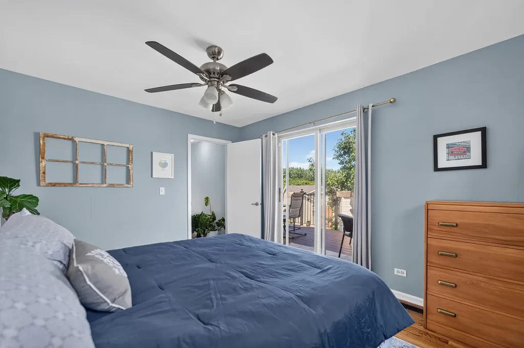 3250 North Washtenaw Avenue Chicago IL 60618
