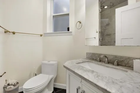 2522 North Burling Street Chicago IL 60614