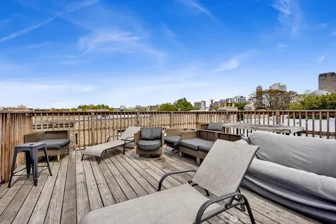 2522 North Burling Street Chicago IL 60614