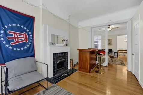 2522 North Burling Street Chicago IL 60614