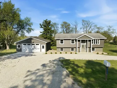 9646 Ridgewood Court Bloomington IL 61705