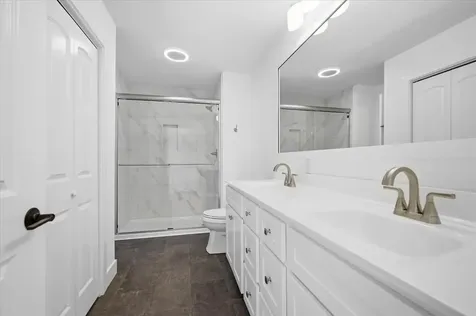 9646 Ridgewood Court Bloomington IL 61705