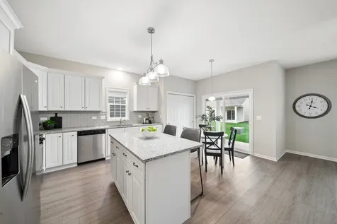 807 Alexandra Lane Yorkville IL 60560