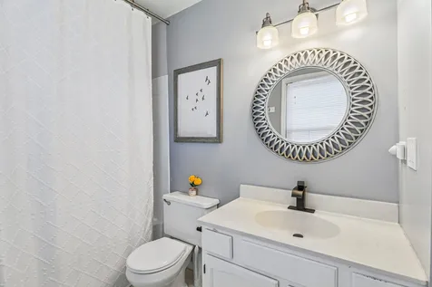 1114 Country Glen Lane Carol Stream IL 60188