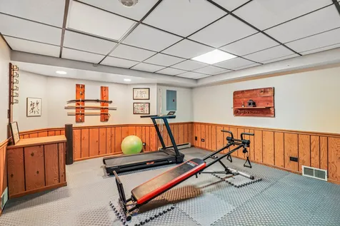 1114 Country Glen Lane Carol Stream IL 60188