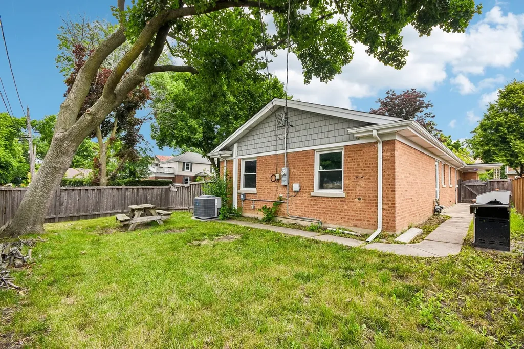 1620 Courtland Avenue Park Ridge IL 60068