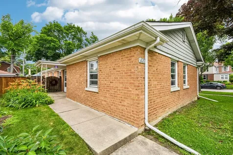 1620 Courtland Avenue Park Ridge IL 60068