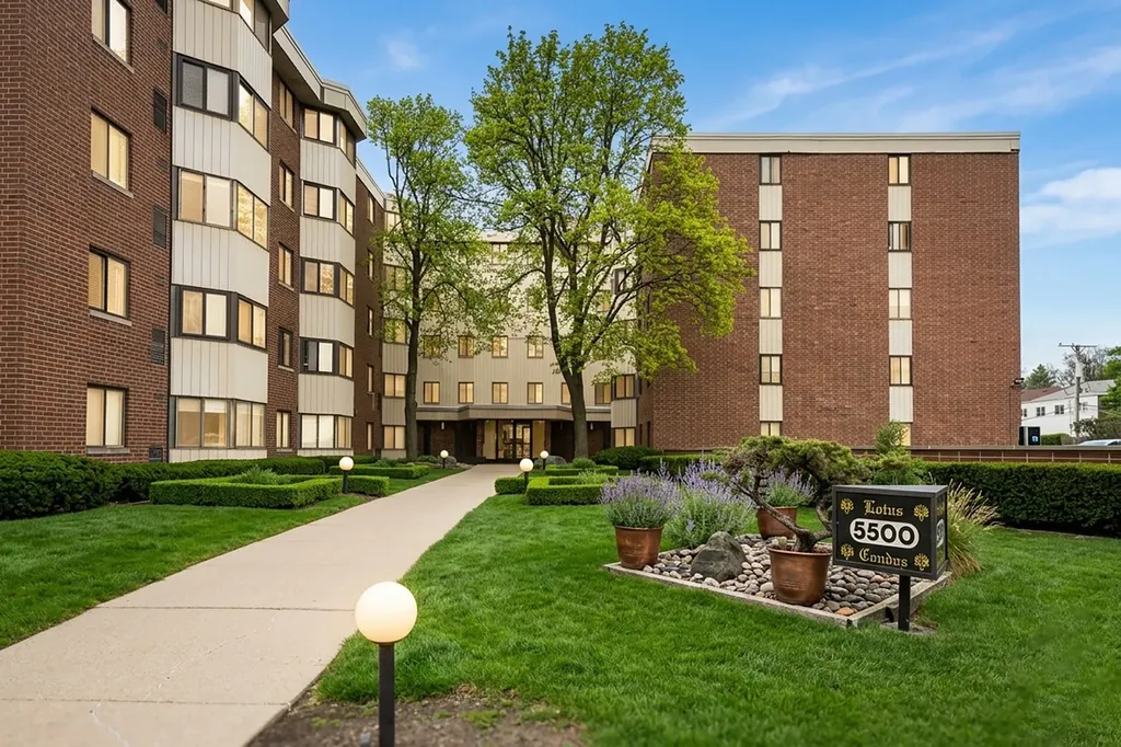 5500 Lincoln Avenue Morton Grove IL 60053