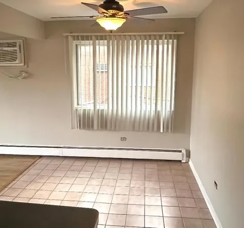 8241 West 79 Street W Justice IL 60458