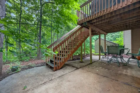 2 Scenic Point Bloomington IL 61701