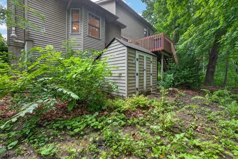 2 Scenic Point Bloomington IL 61701