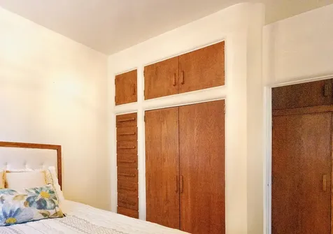 143 West Burton Place Chicago IL 60610