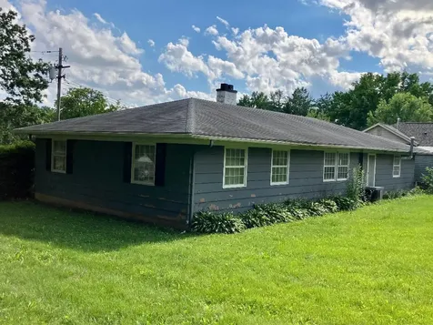 1327 Long Street Dixon IL 61021
