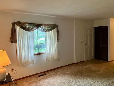 1327 Long Street Dixon IL 61021