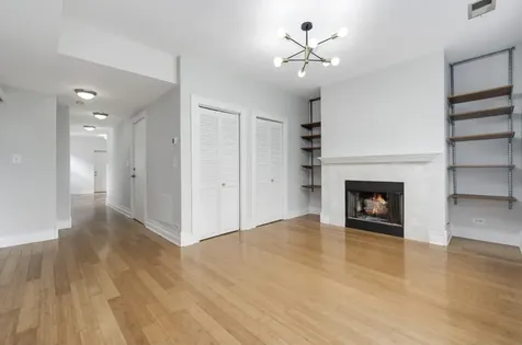 3216 West Berteau Avenue Chicago IL 60618