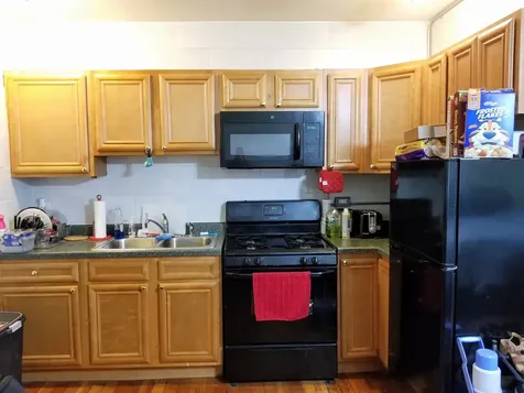 4764 North Virginia Avenue Chicago IL 60625