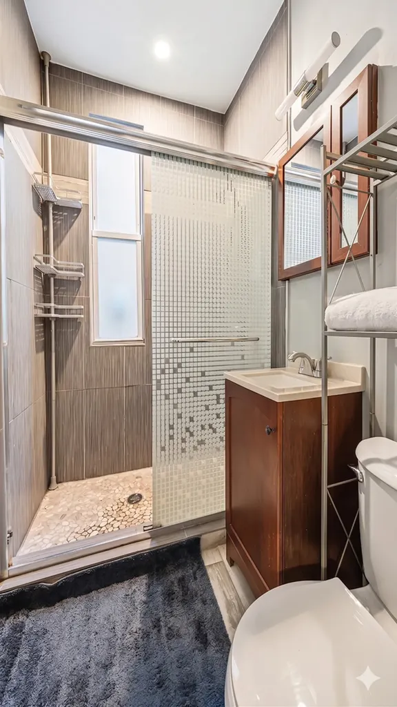 2040 West Charleston Street Chicago IL 60647