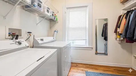 2040 West Charleston Street Chicago IL 60647