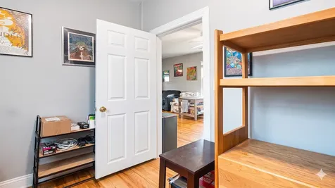 2040 West Charleston Street Chicago IL 60647