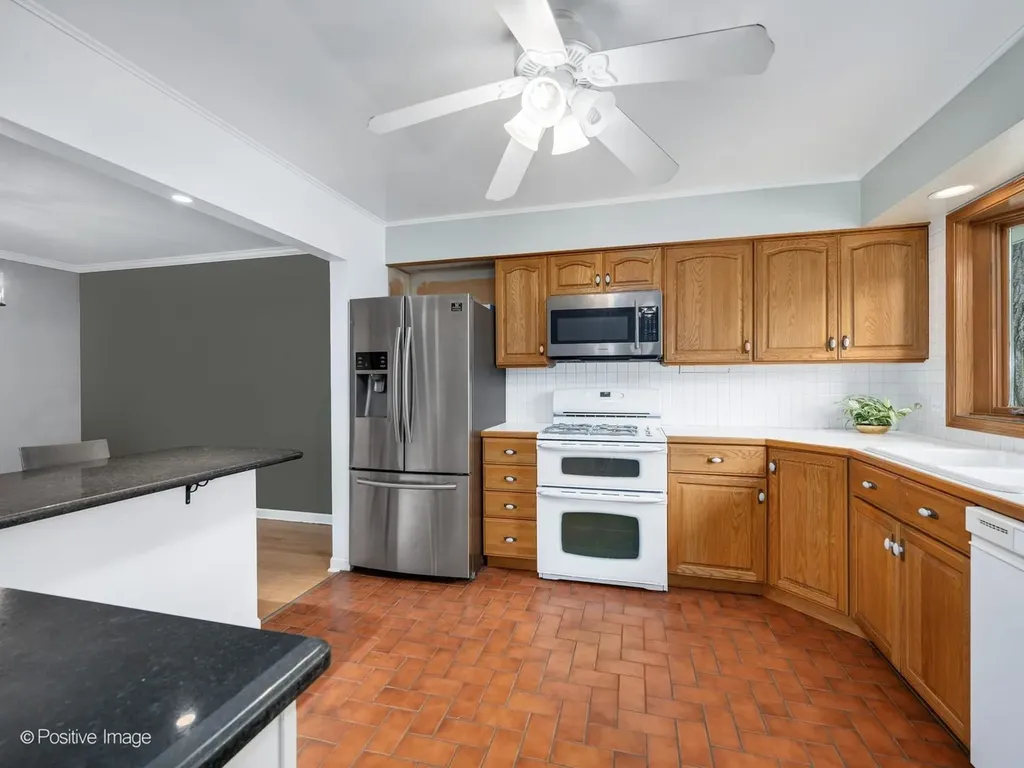 113 North Oak Street N Elmhurst IL 60126