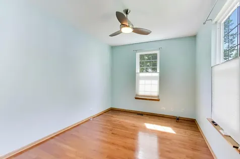 557 Shakespeare Drive Grayslake IL 60030