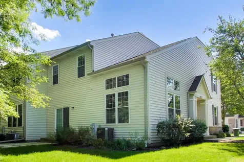 557 Shakespeare Drive Grayslake IL 60030
