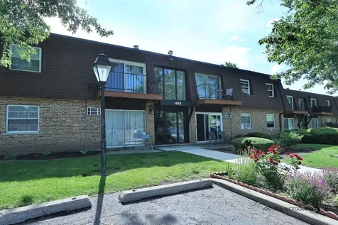 665 Grove Drive Buffalo Grove IL 60089