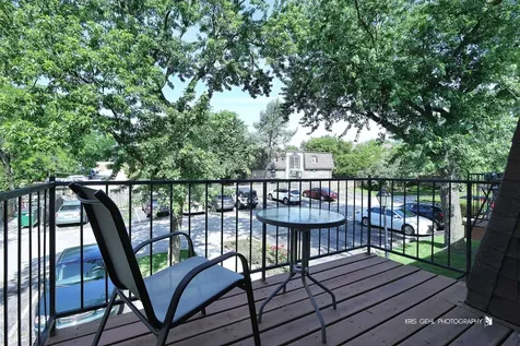 665 Grove Drive Buffalo Grove IL 60089