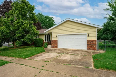 130 Andrews Drive Belvidere IL 61008