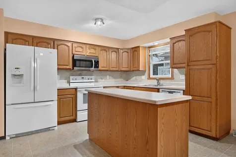 130 Andrews Drive Belvidere IL 61008
