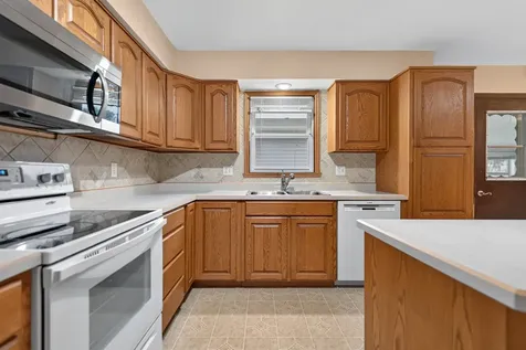 130 Andrews Drive Belvidere IL 61008