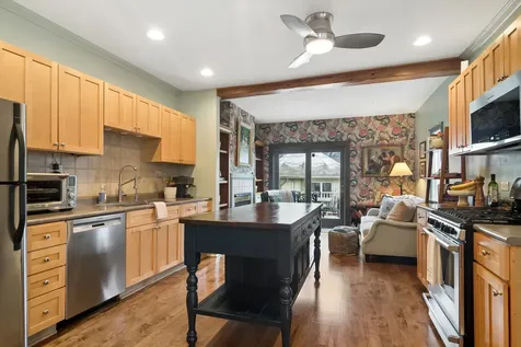 123 Raymond Avenue Barrington IL 60010