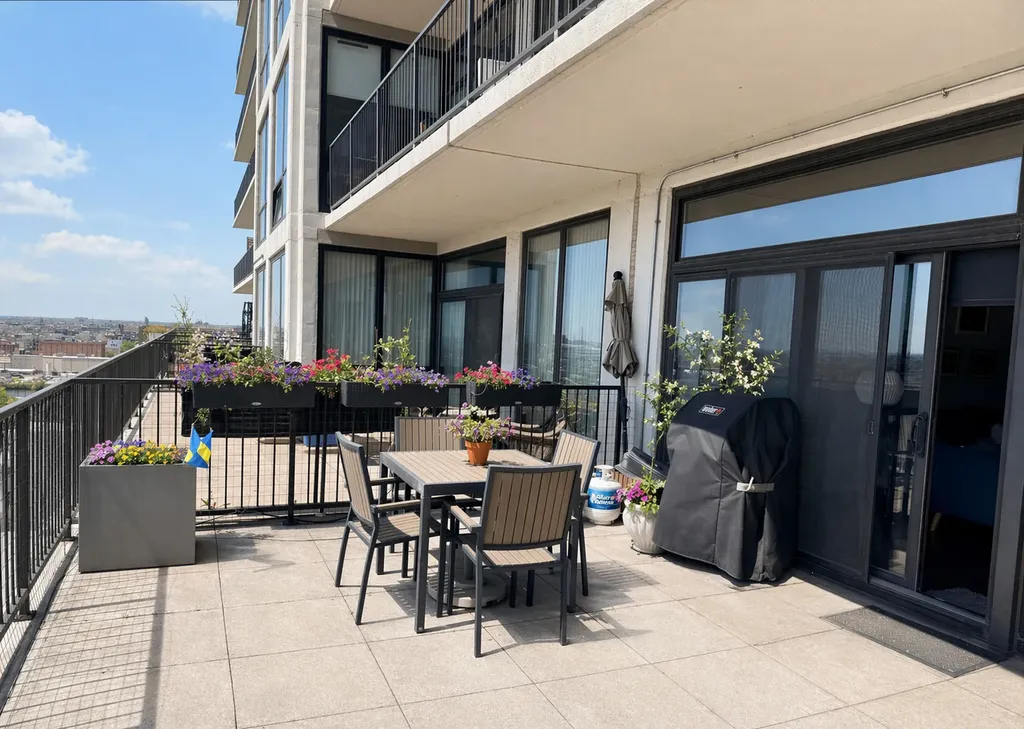 1530 South State Street Chicago IL 60605